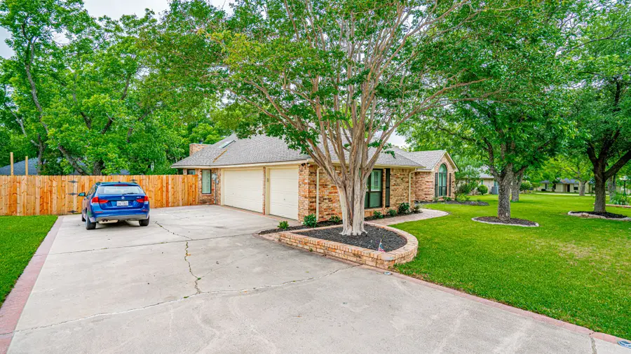 8902 Pleasant Hill Drive, Granbury, TX 76049 - #2