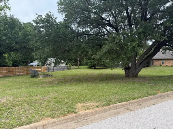 3303 Bogota Street, Athens, TX 75752