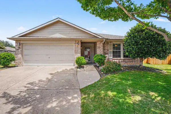 9232 Monument Court, Fort Worth, TX 76244