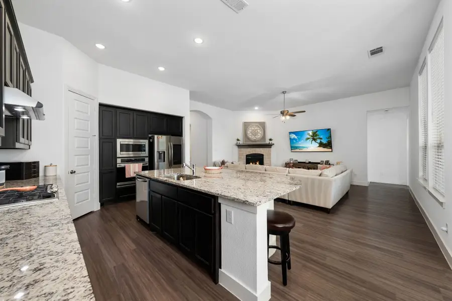 1913 Recioto Drive, McLendon Chisholm, TX 75032 - #2
