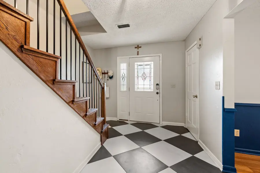 404 Brookview Drive, Decatur, TX 76234 - #3
