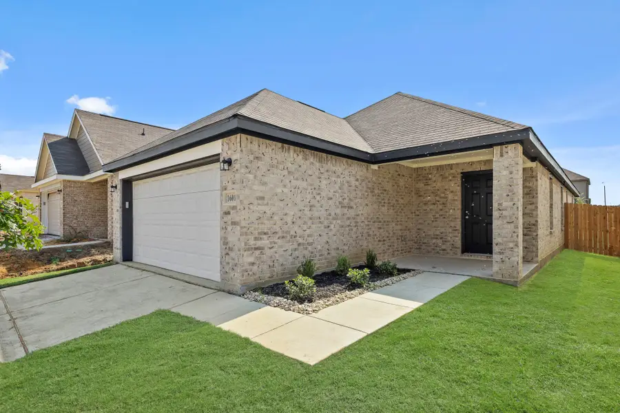 1601 Romans Road, Ennis, TX 75119 - #2