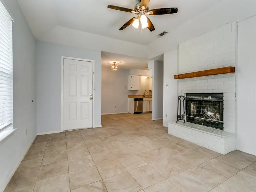 980 Meadow Circle S, Keller, TX 76248 - #2