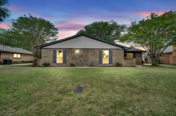 411 Gingerbread Lane, Waxahachie, TX 75165