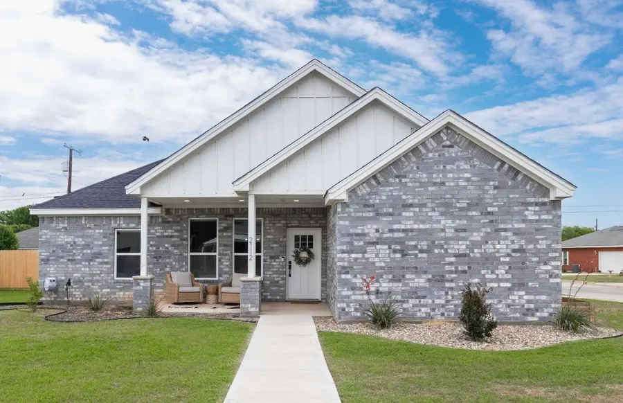 2112 Brooke Lane, Brownwood, TX 76801 - #2