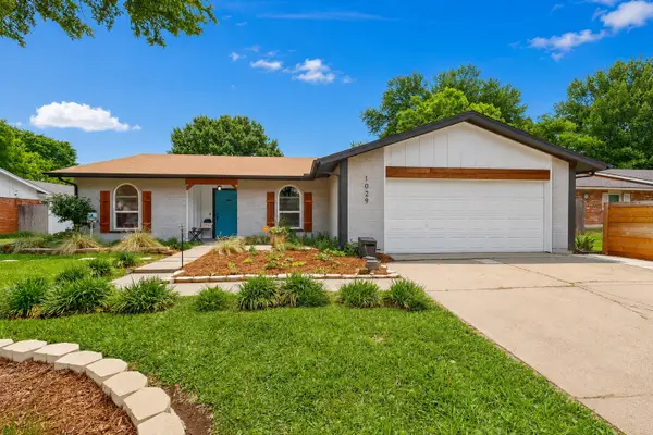 1029 Aspen Lane, Mansfield, TX 76063