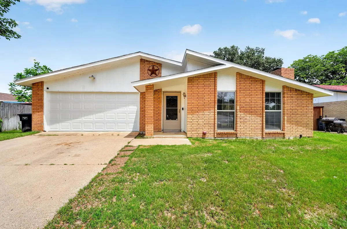 4036 Seven Gables Street, Fort Worth, TX 76133 - #1
