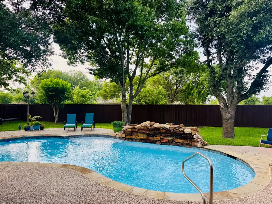 609 Clinton Street, Ovilla, TX 75154 - #3