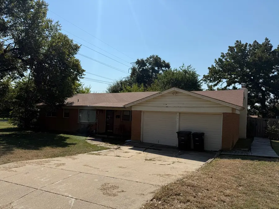 8405 Doreen Avenue, Fort Worth, TX 76116 - #2