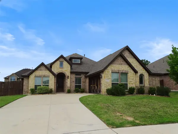 2125 Flora Lane, DeSoto, TX 75115