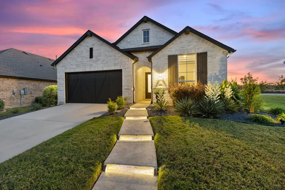 1725 Mcdougall Creek, Van Alstyne, TX 75495 - #1