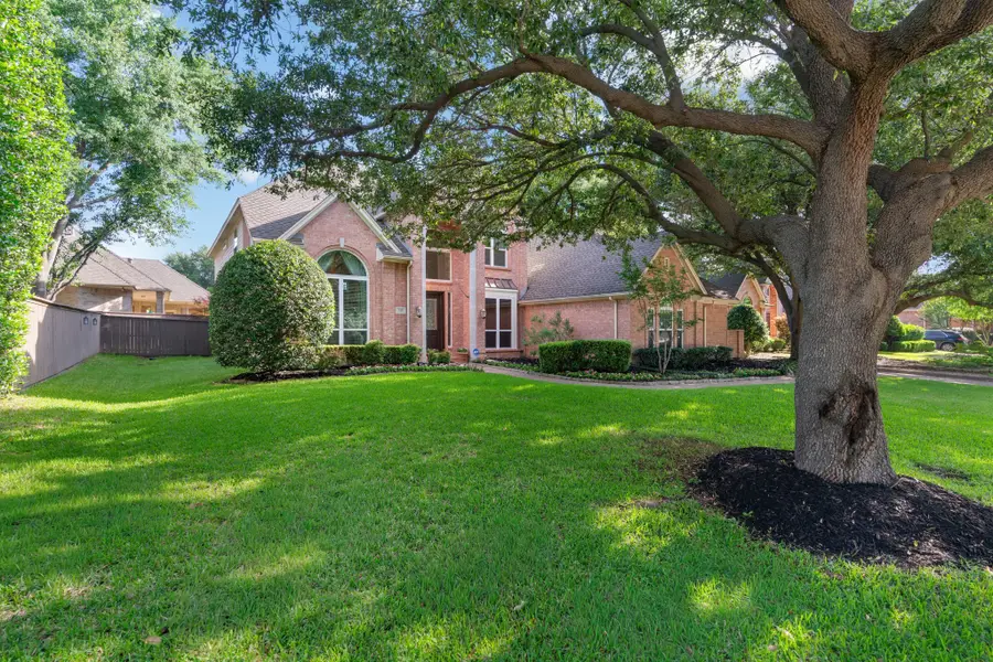 210 Highland Oaks Circle, Southlake, TX 76092 - #2