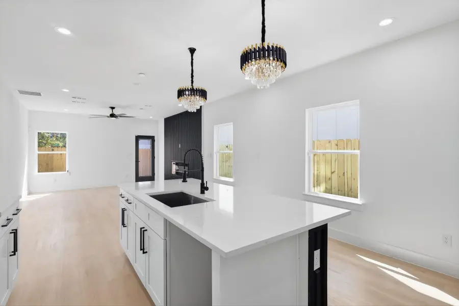 2534 Lowery Street, Dallas, TX 75215 - #2