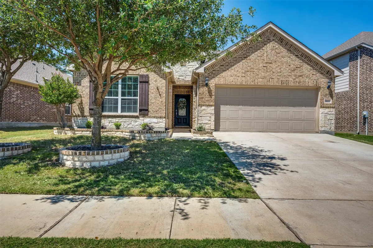 960 Pinnacle Ridge Road, Fort Worth, TX 76052 - #1