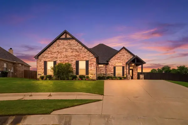 148 Lakeview Circle, Pilot Point, TX 76258