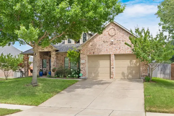 5752 Skinner Way, Grand Prairie, TX 75052