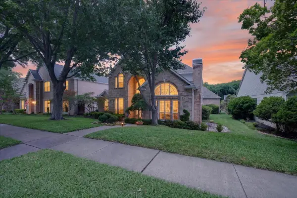 18719 Thorntree Lane, Dallas, TX 75252