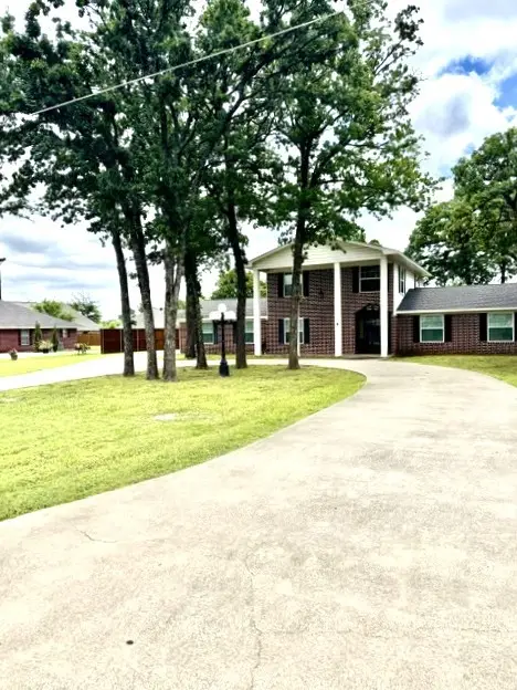 105 Perkins Road, Krugerville, TX 76227