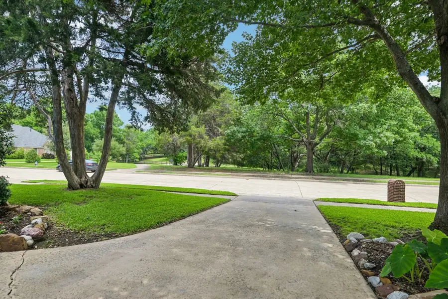 6909 Twin Ponds Drive, Plano, TX 75074 - #2