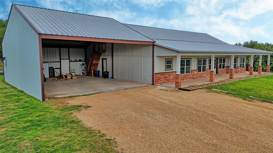 2930 N Greenbrier Road, Nocona, TX 76255 - #2