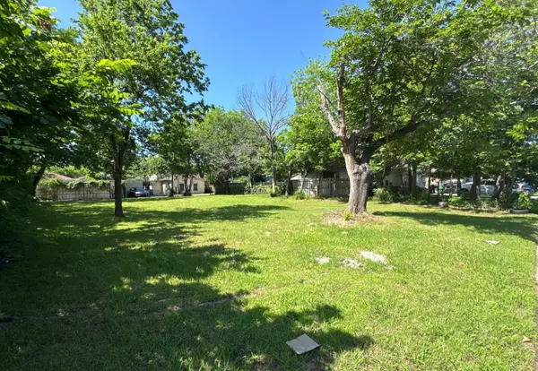 7242 Amy Street, Dallas, TX 75217