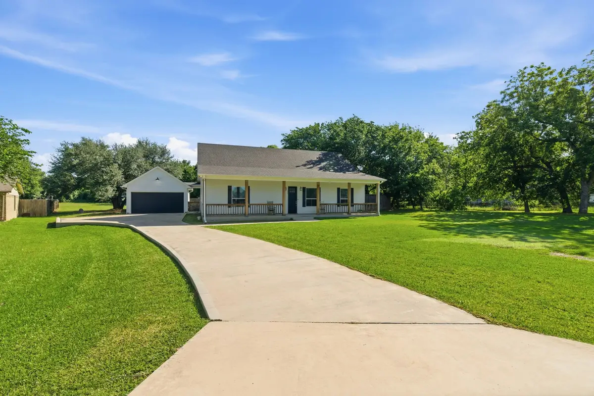 300 Mockingbird Lane, Springtown, TX 76082 - #1