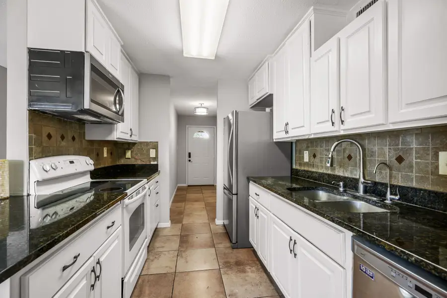 5204 Slay Drive, The Colony, TX 75056 - #3
