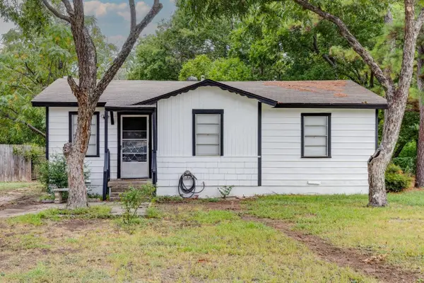2409 Pecandale Drive, Arlington, TX 76013