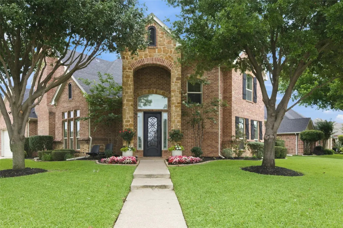 696 Bear Creek Drive, Hurst, TX 76054 - #1
