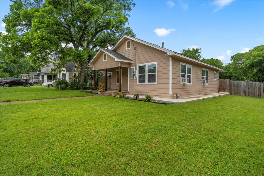 2301 Herring Avenue, Waco, TX 76708 - #2