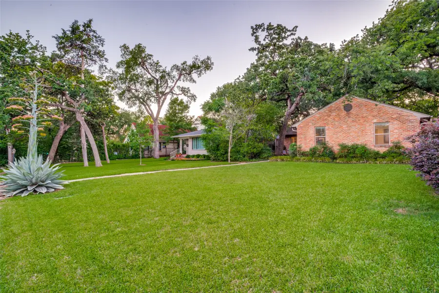 1513 Cedar Hill Avenue, Dallas, TX 75208 - #2