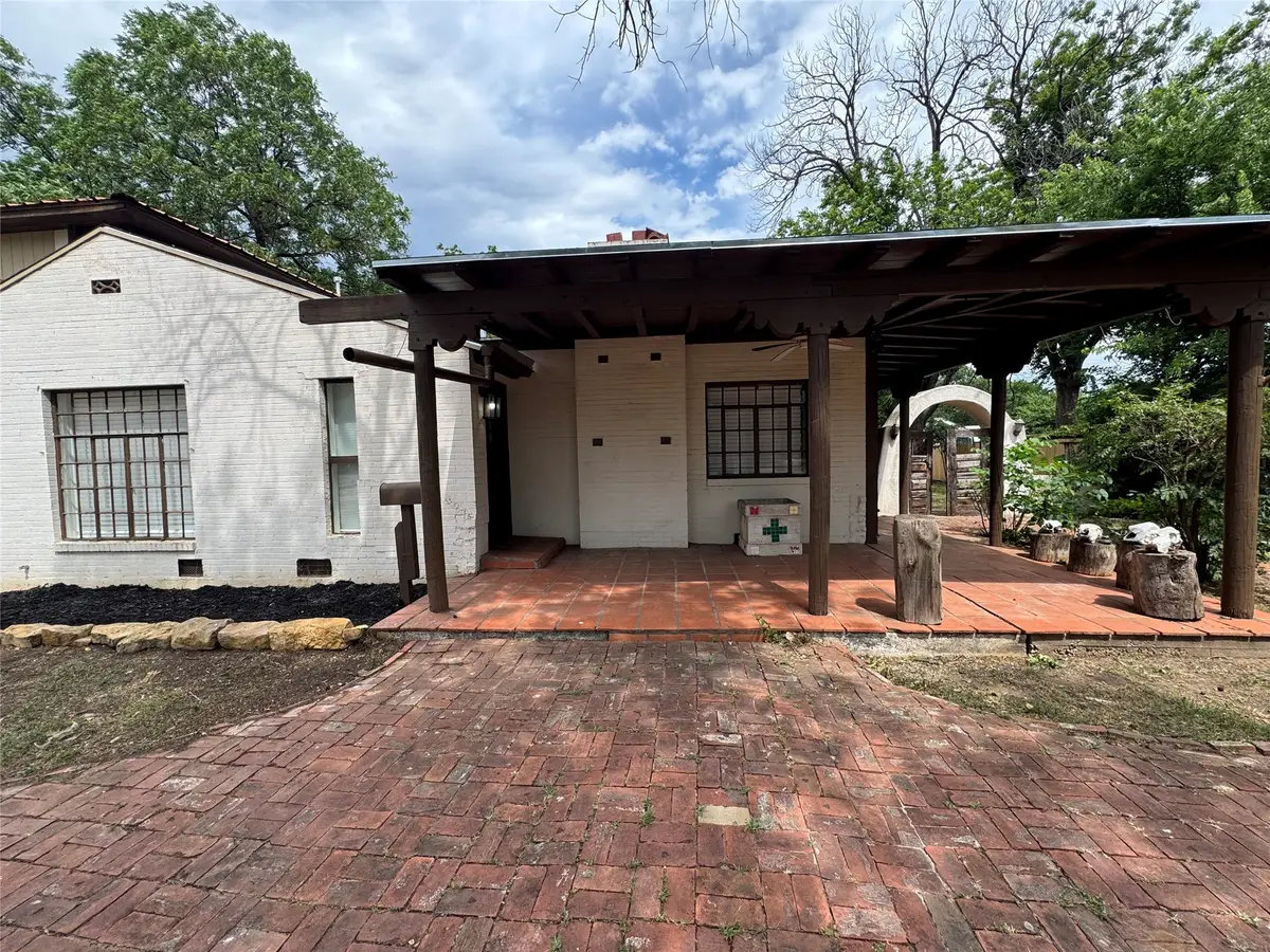 2101 Highland Avenue, Abilene, TX 79605 - #1