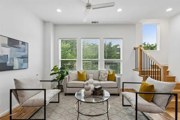 5647 Live Oak Street #101, Dallas, TX 75206