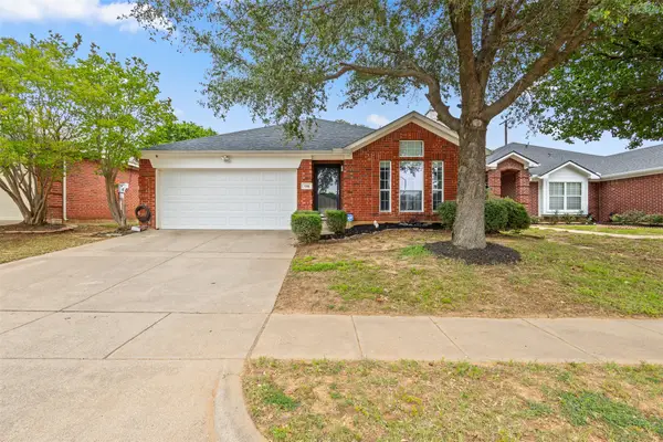 136 Goldeneye Lane, Fort Worth, TX 76120