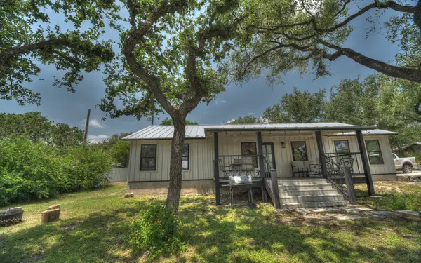 190 Oak Hill Drive, Leakey, TX 78873
