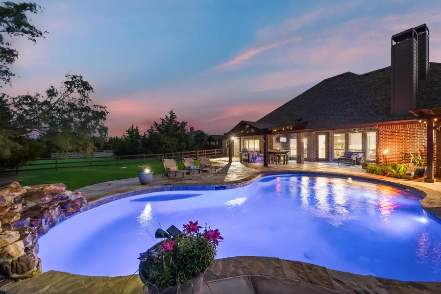 801 Eagle Pass, Royse City, TX 75189 - #3