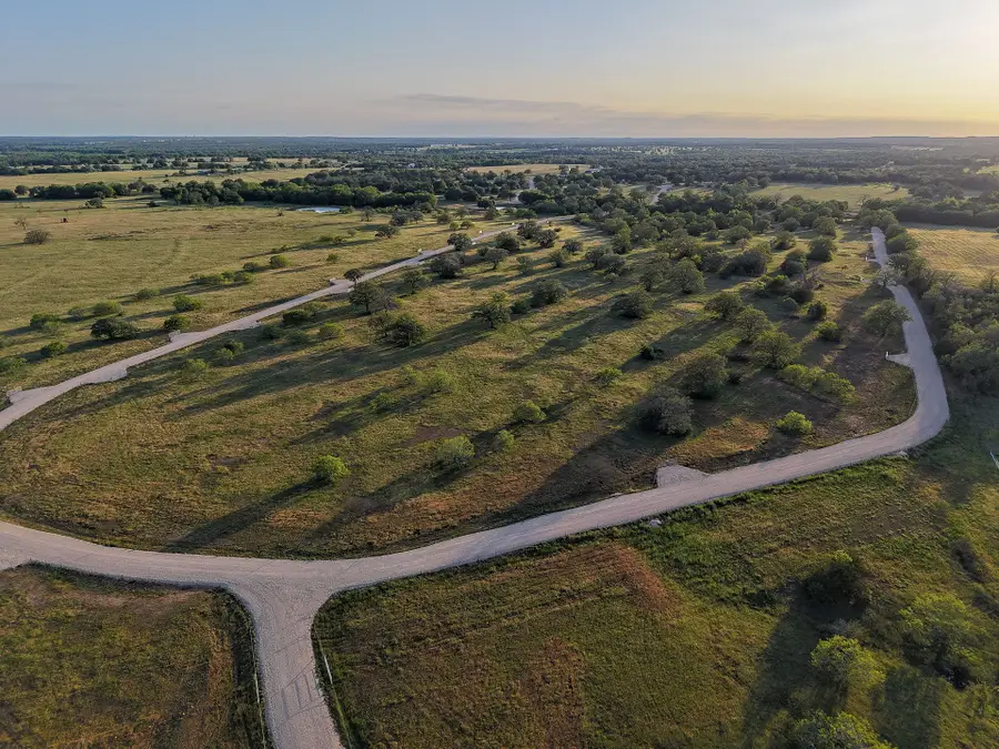 460 Main Loop Loop, Waelder, TX 78959 - #3