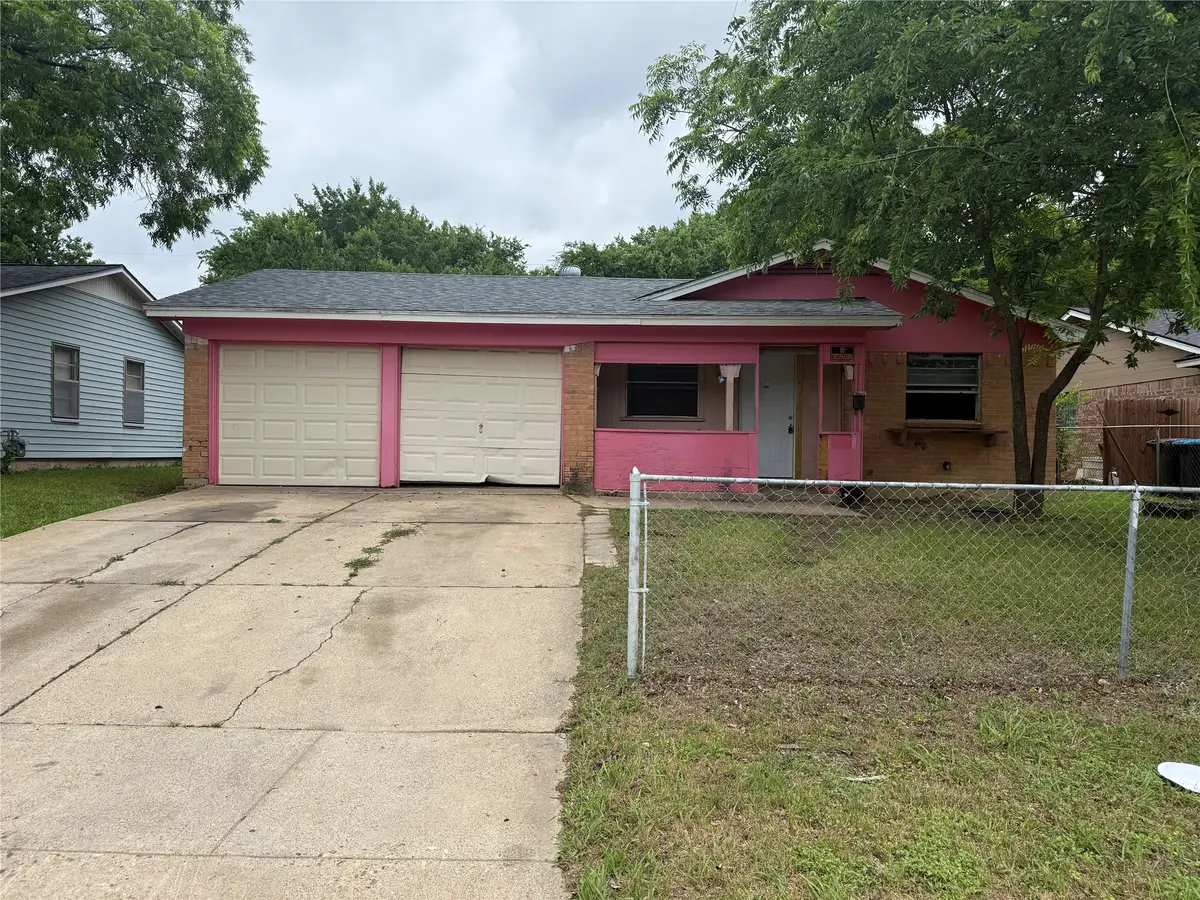 4841 Eastover Avenue, Fort Worth, TX 76119 - #1