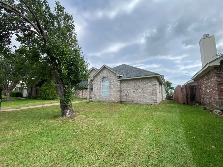 2800 Helen Lane, Mesquite, TX 75181 - #3