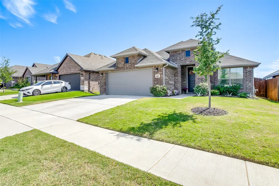 907 Beverly Drive, Cleburne, TX 76033 - #2