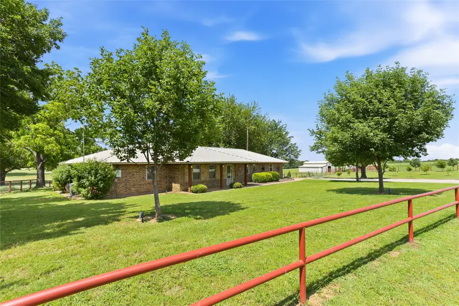 235 Magnus Road, Denison, TX 75021 - #2