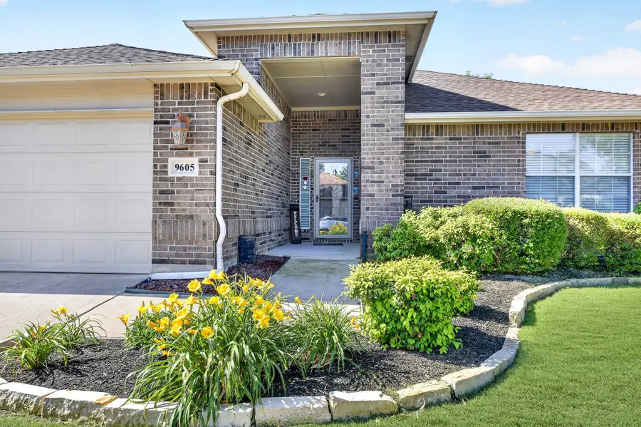 9605 Rosewood Drive, Denton, TX 76207 - #3