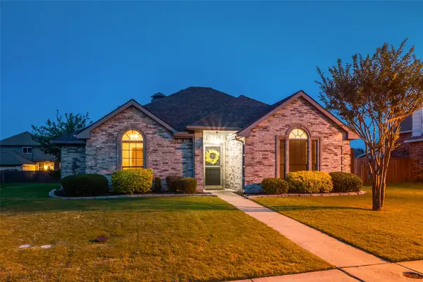 2870 Hampshire Lane, Rockwall, TX 75032