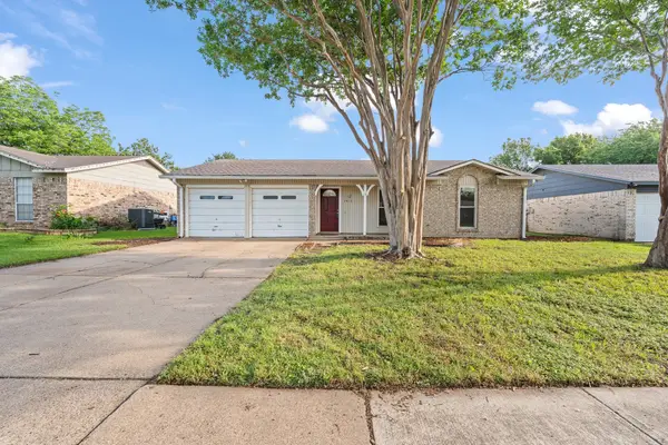 1013 Waverly Drive, Arlington, TX 76015