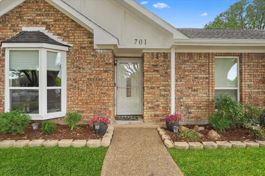 701 Sandy Creek Drive, Allen, TX 75002 - #2