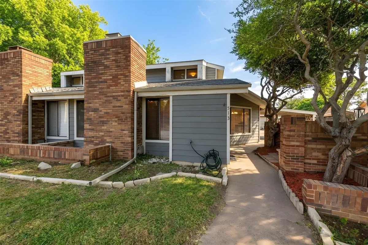 513 Hunters Glen Street, Lewisville, TX 75067 - #1