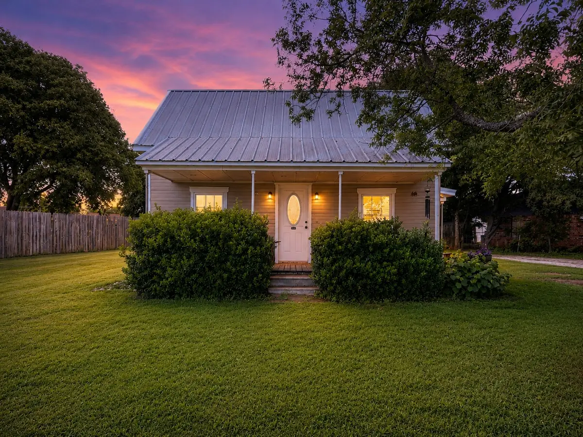 302 Tower Road, Rio Vista, TX 76093 - #1