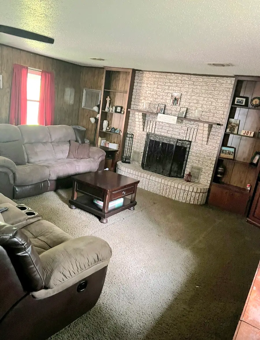 440 S Bois D Arc Street, Blossom, TX 75416 - #3