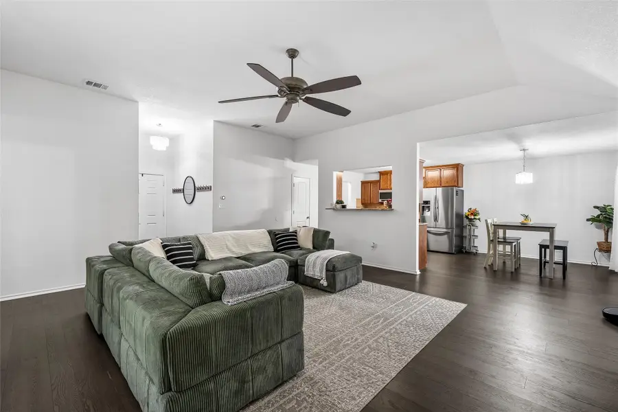 201 Woodland Boulevard, Bellmead, TX 76705 - #2