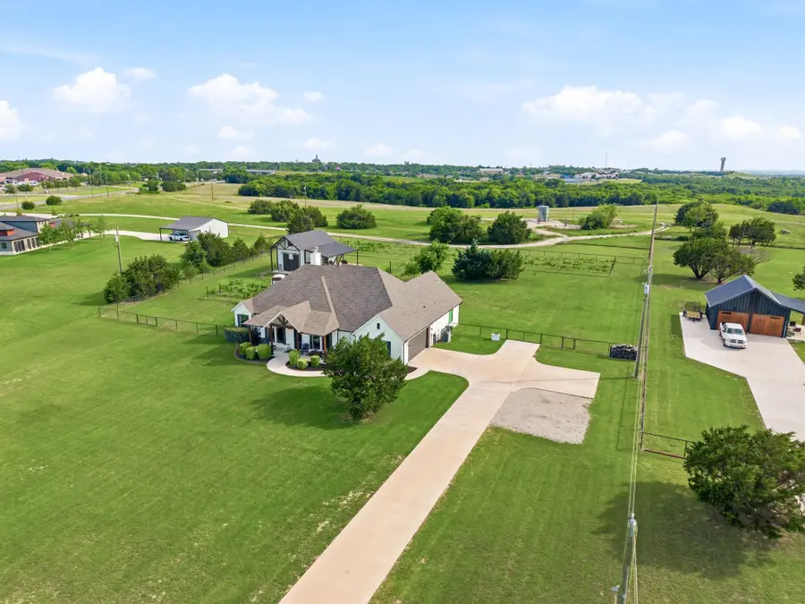 103 Old Decatur Road, Decatur, TX 76234 - #2